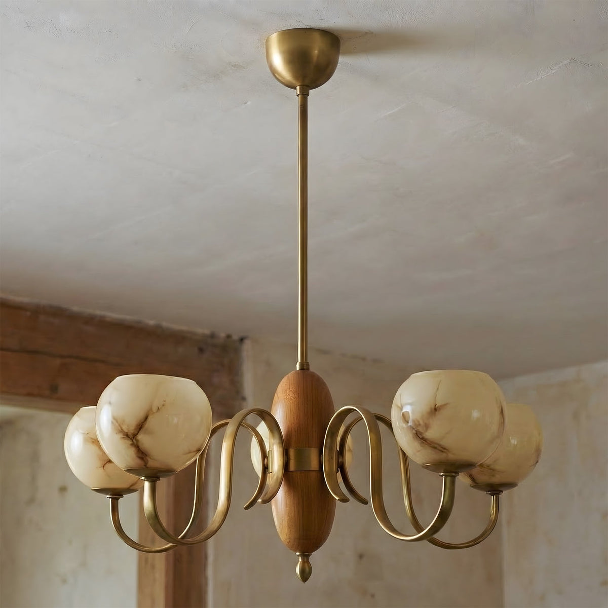 Eirenira Glass Chandelier