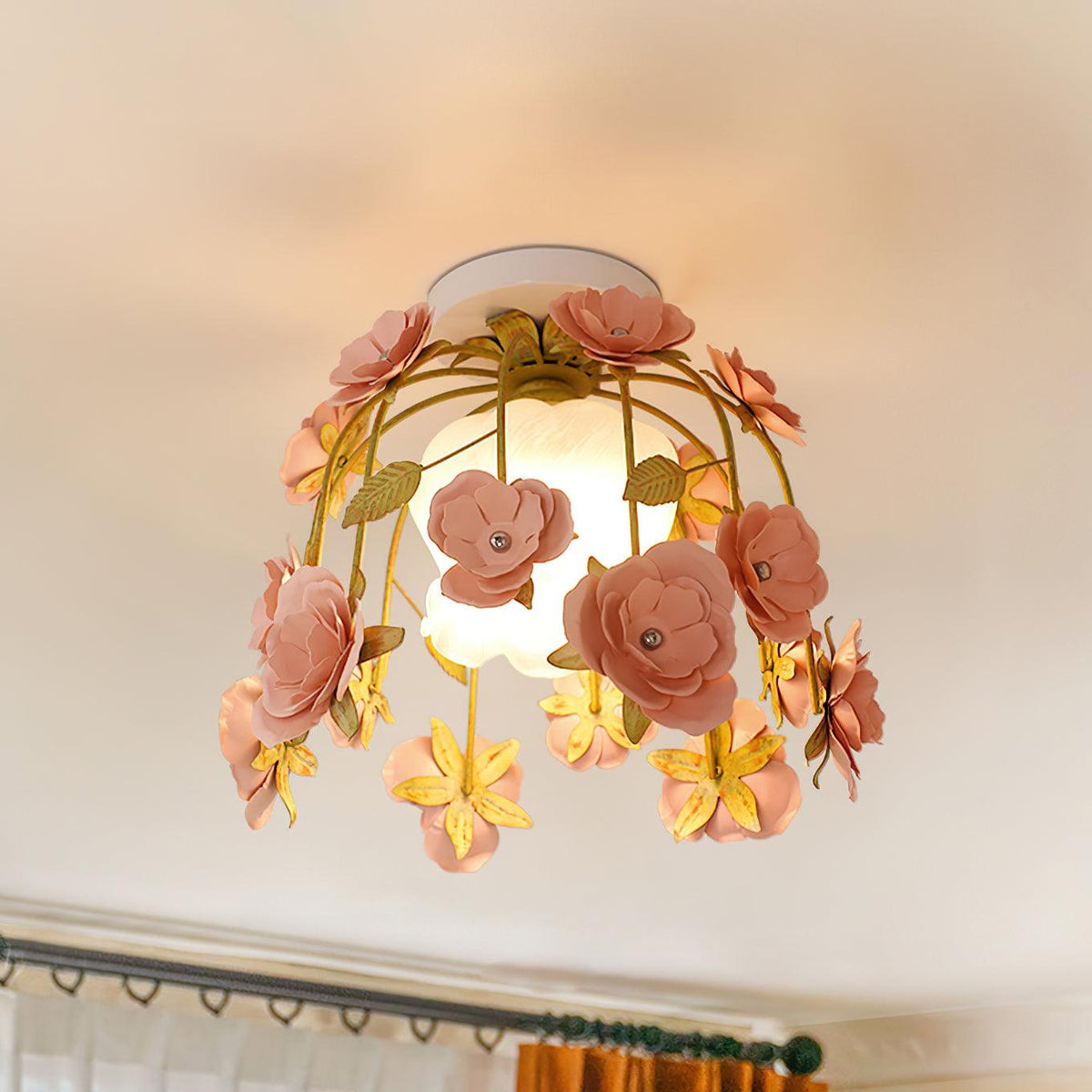 Dellan Ceiling Light