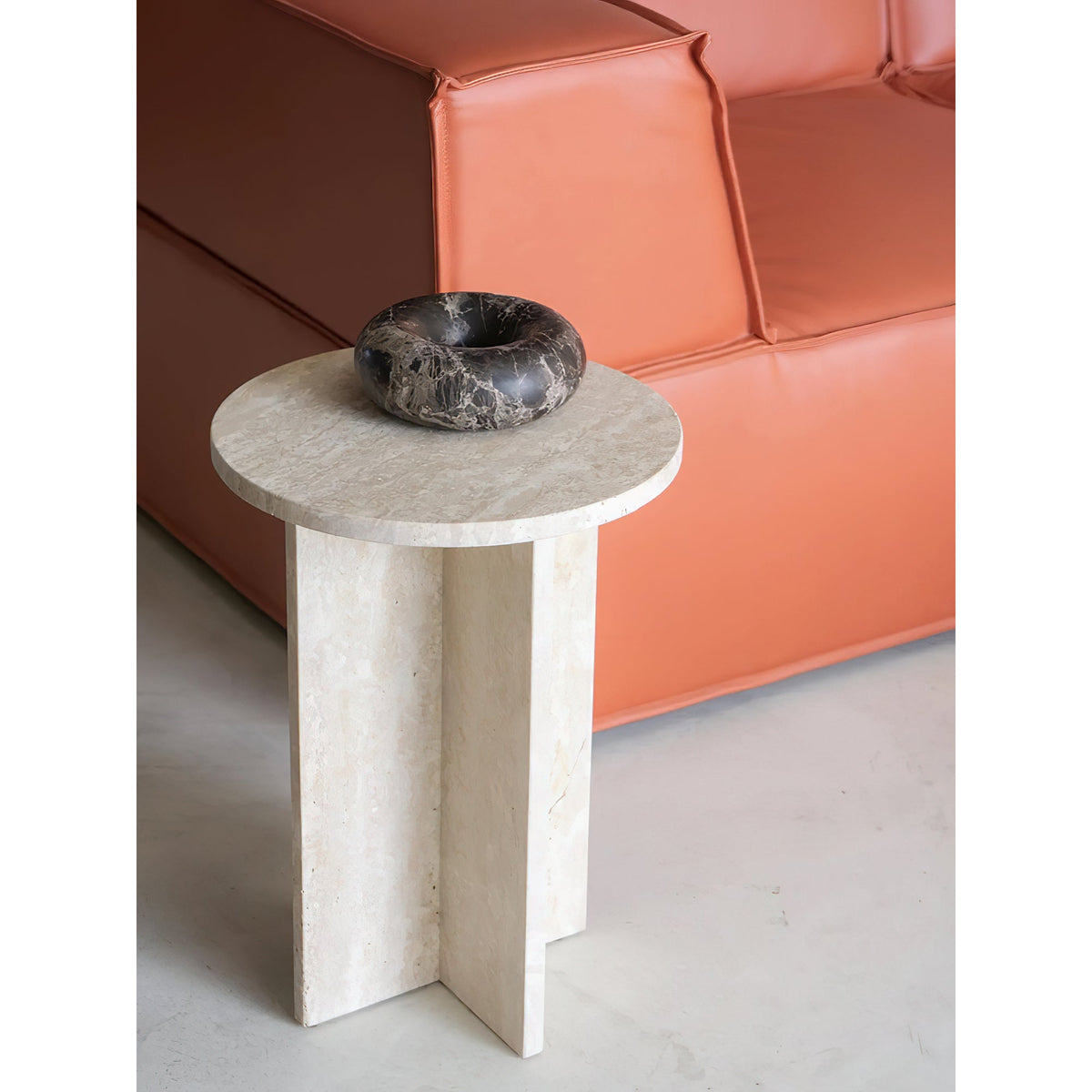 Seleneria Marble Side Table Accessories