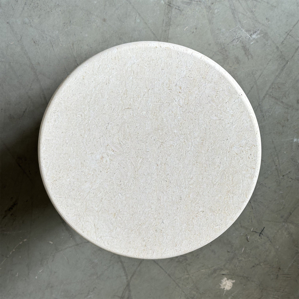 Seleneria Marble Side Table Accessories