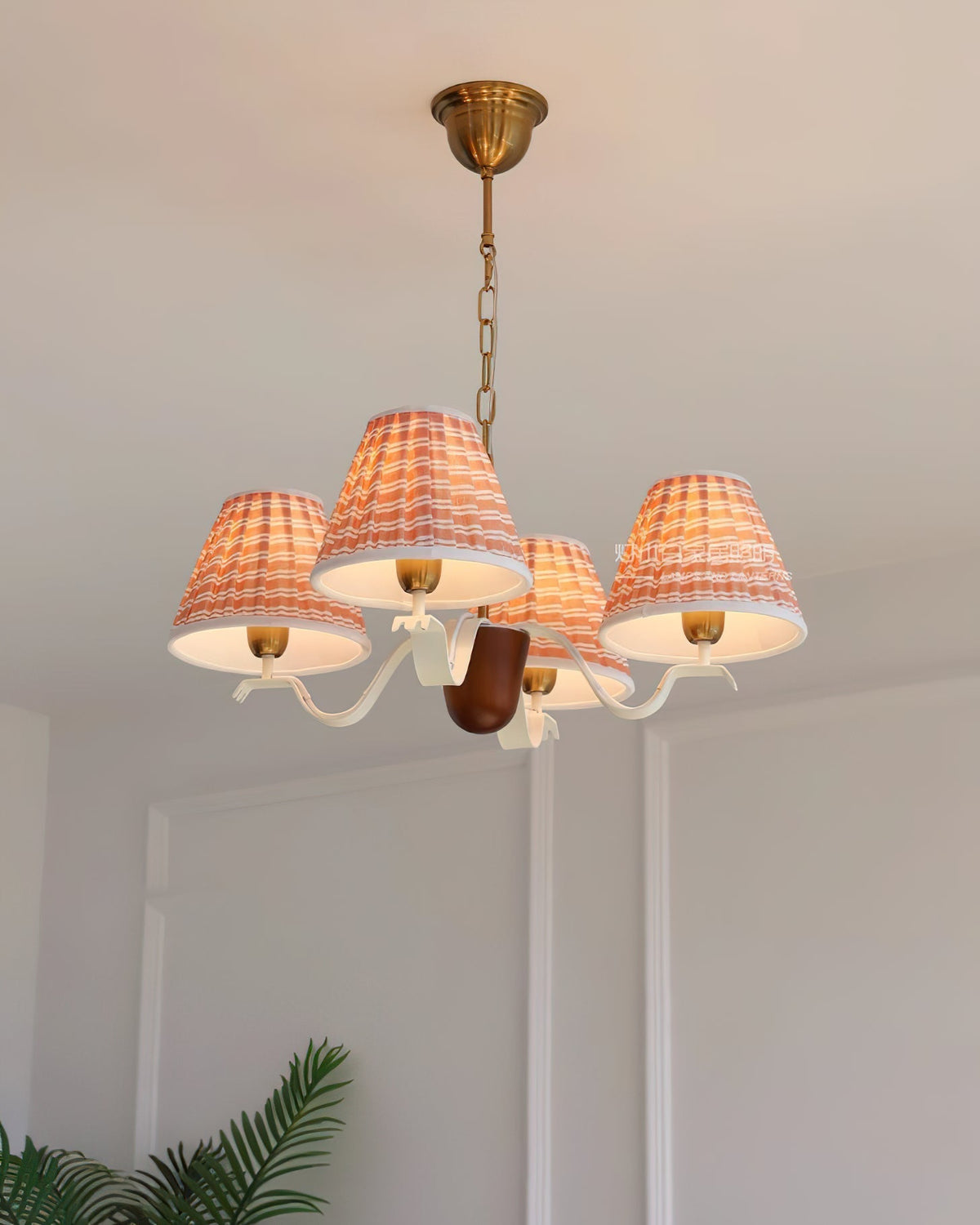 Lioranine Chandelier