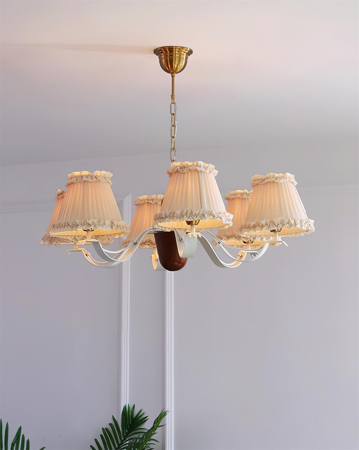 Lioranine Chandelier