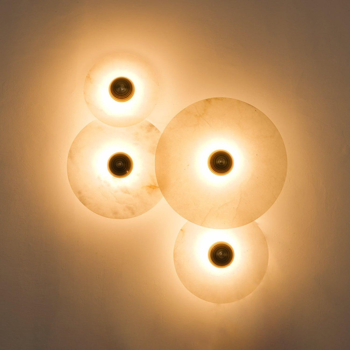 Apollo Round Alabaster Wall Lamp