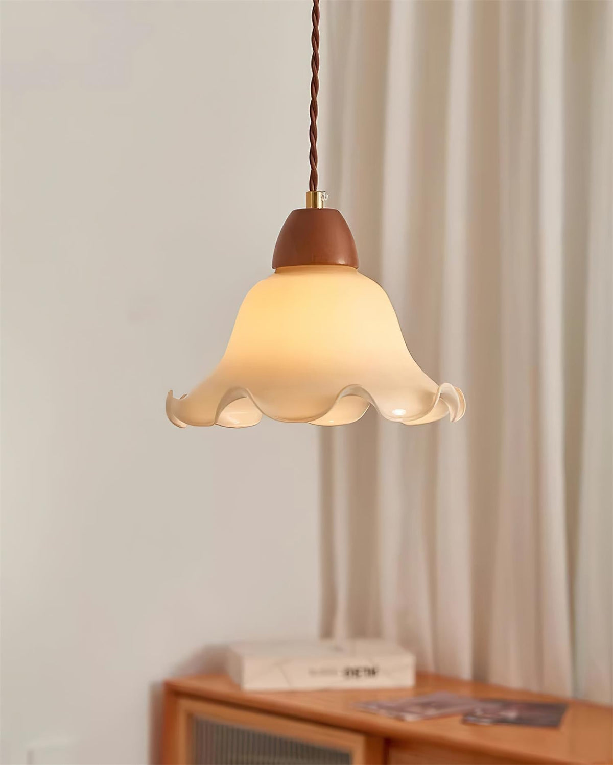 Glyna Wavy Pendant Light