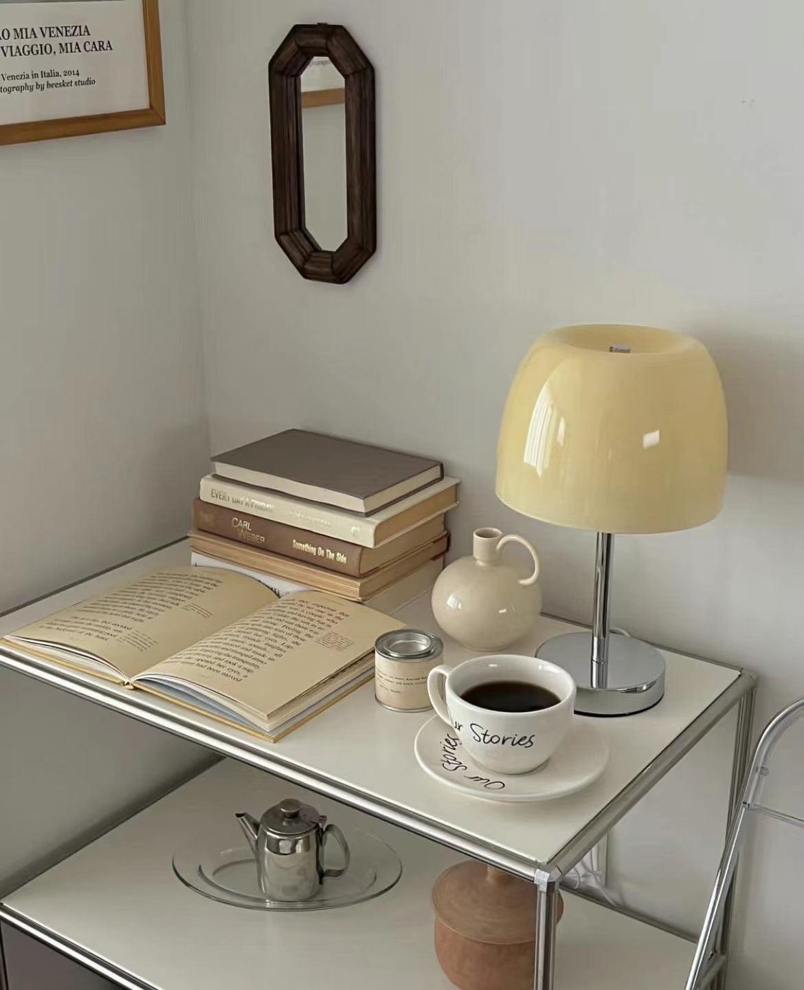 Mirinira Table Lamp