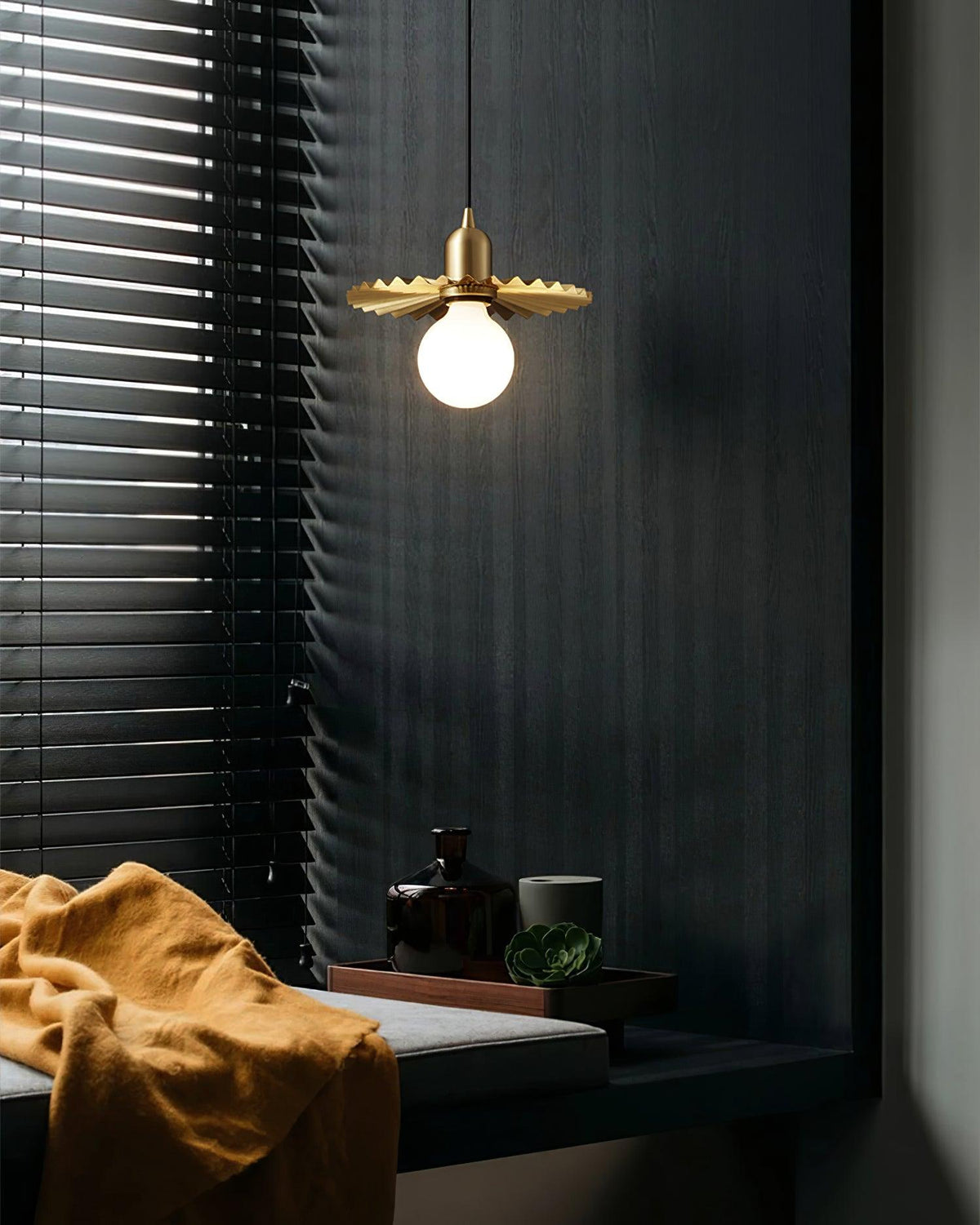 Viraanina Pendant Light