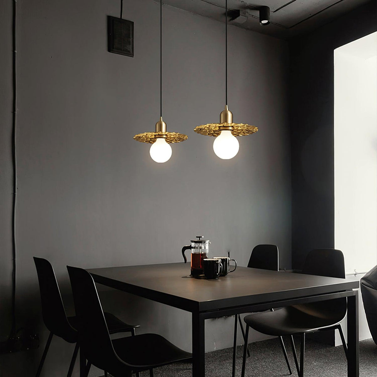 Viraanina Pendant Light