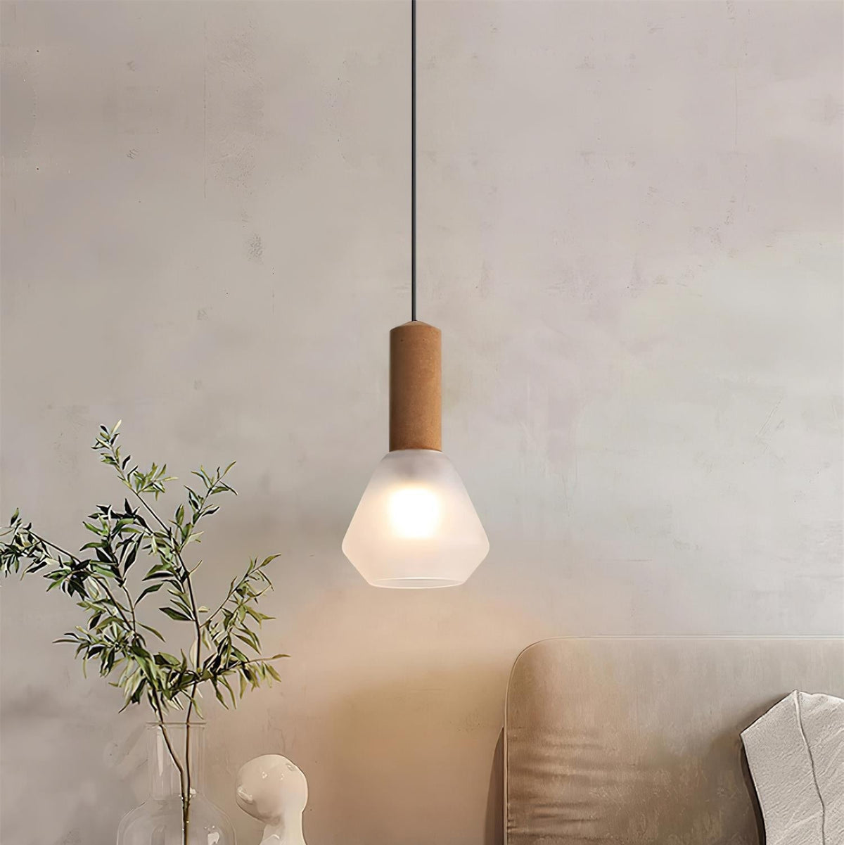 Givor Pendant Light