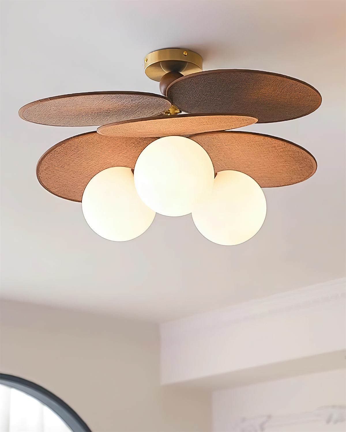 Eldo Ceiling Light