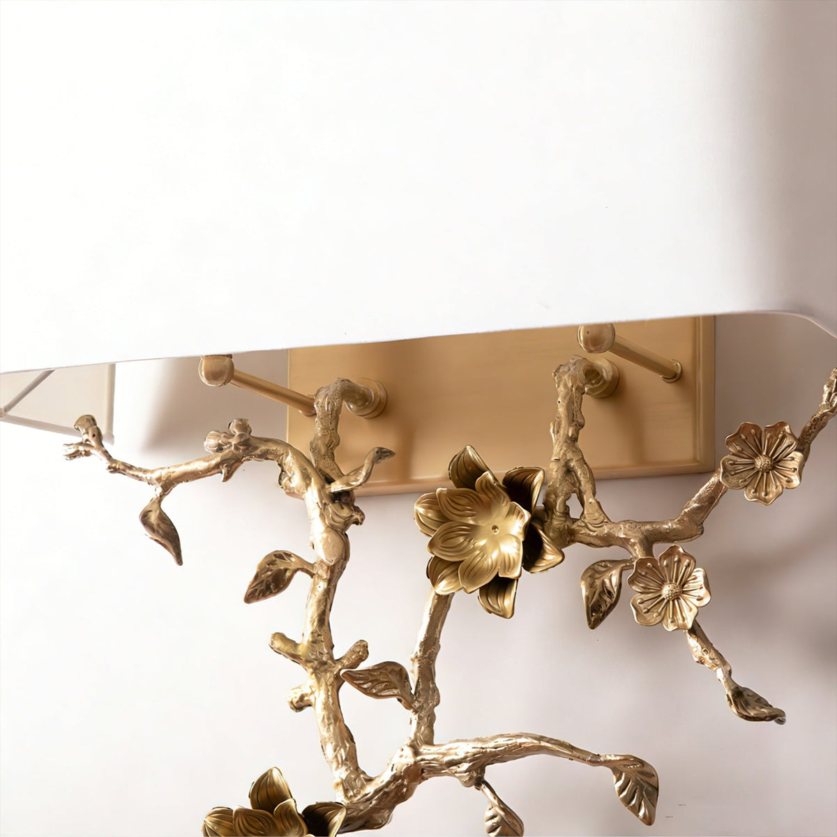 Avianna Wall Light
