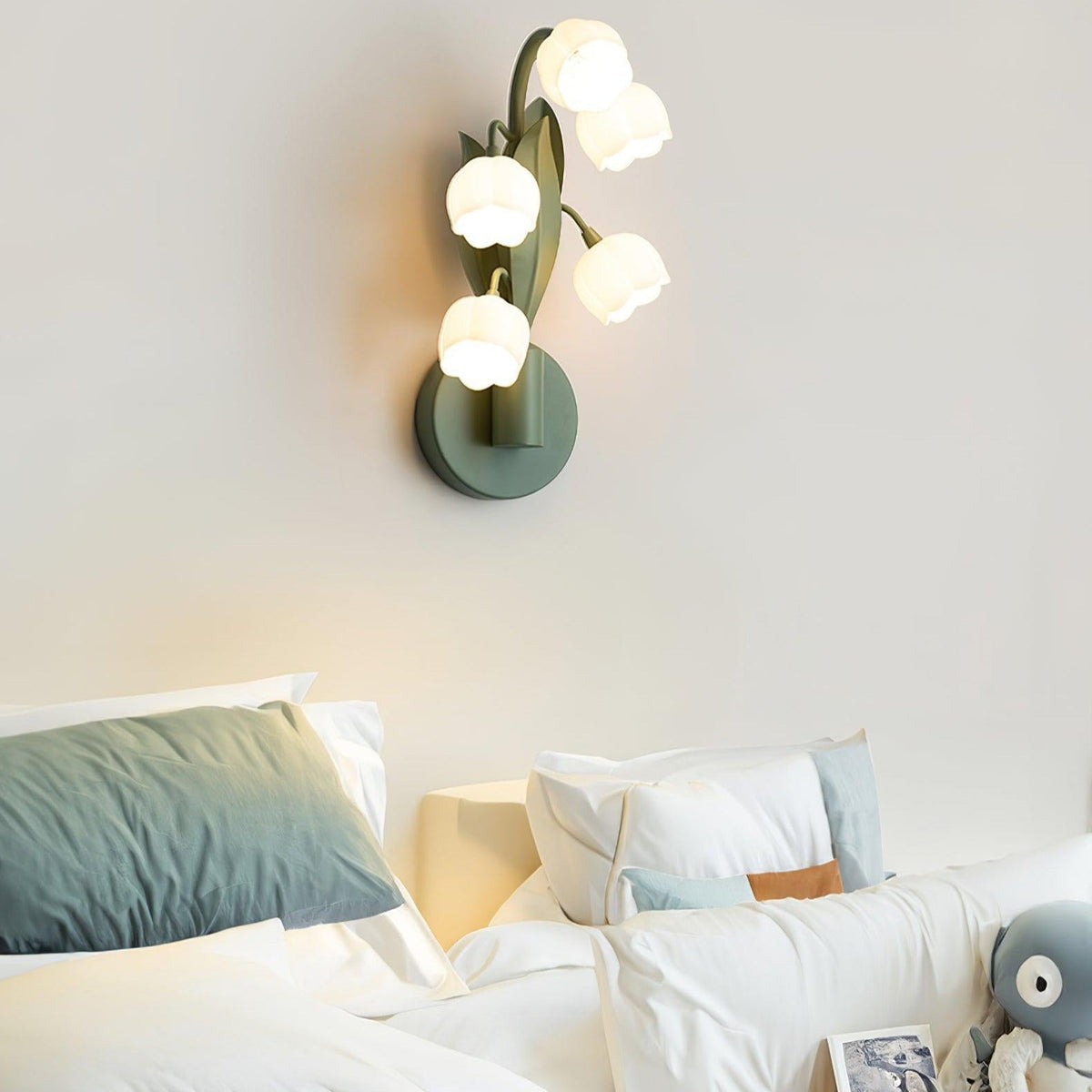 Didasos Natural Orchid Indoor Wall Lamp