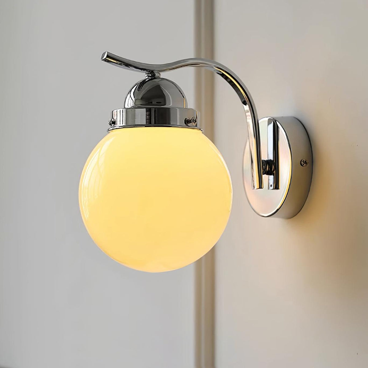 Velisette Wall Lamp