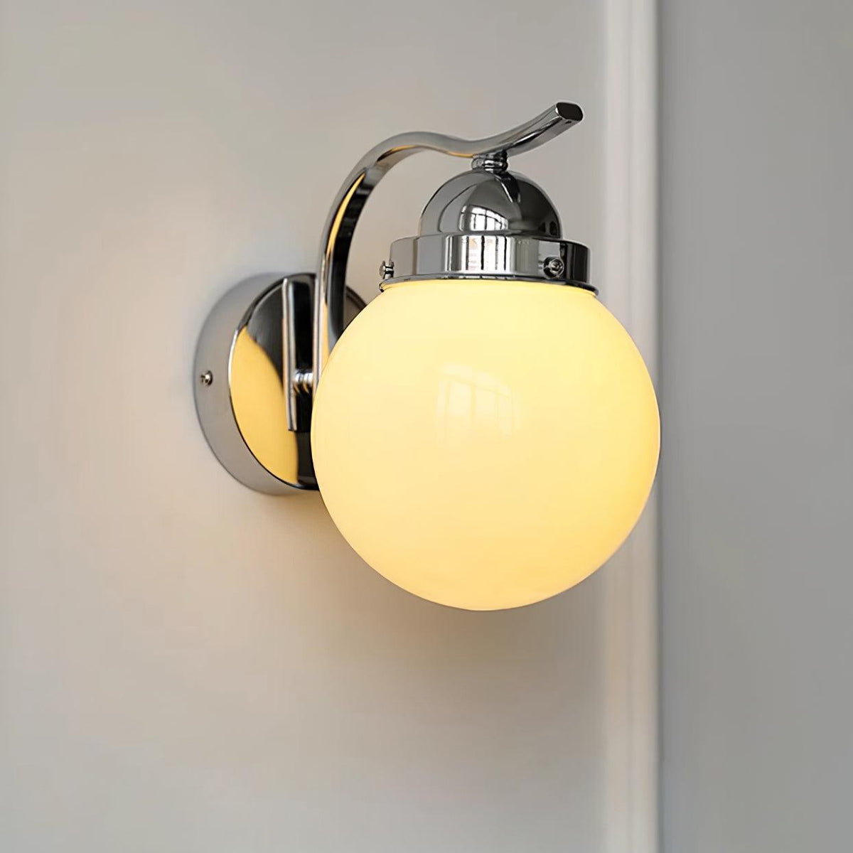Velisette Wall Lamp