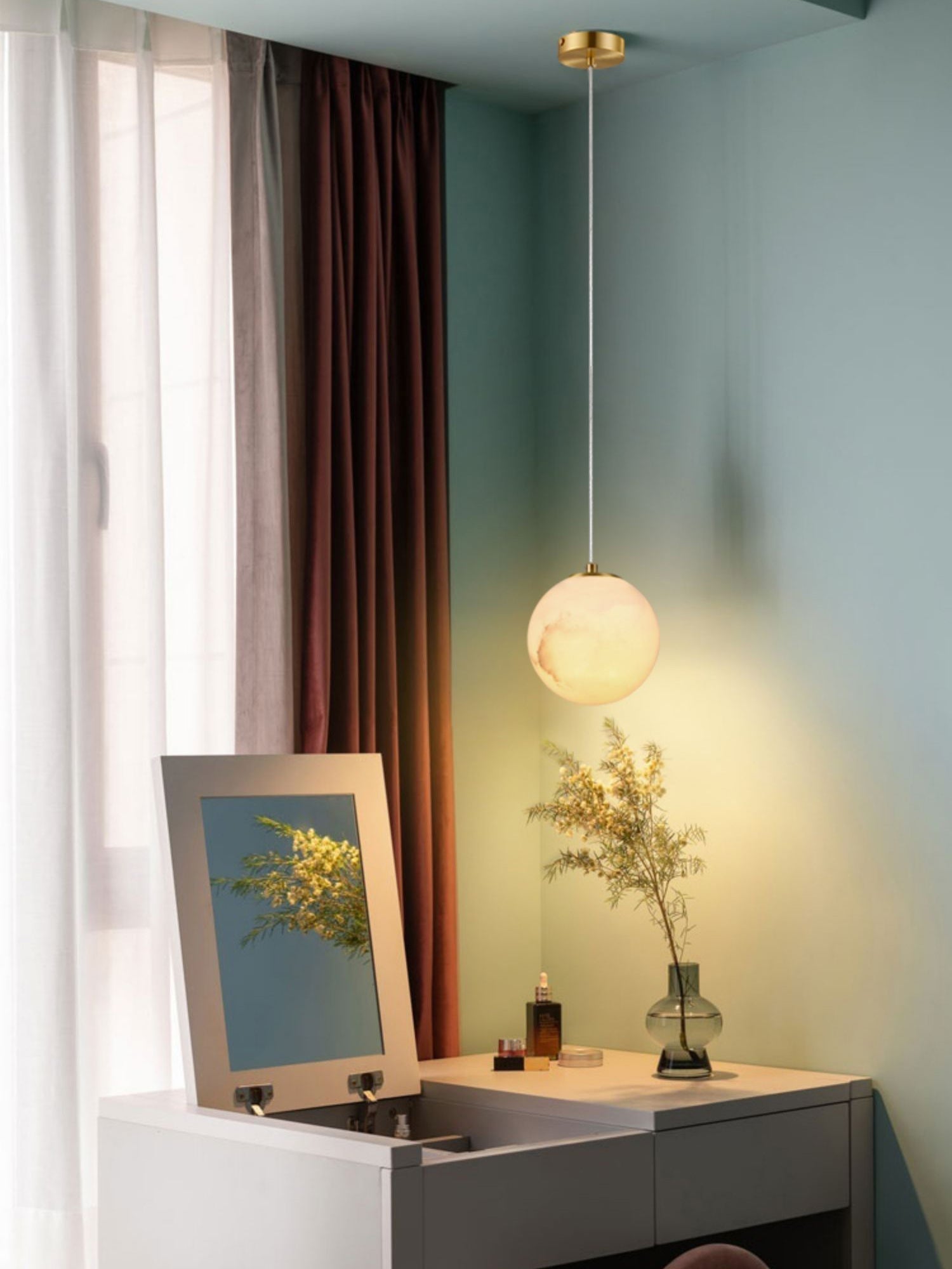 Uphaara Alabaster Pendant Light