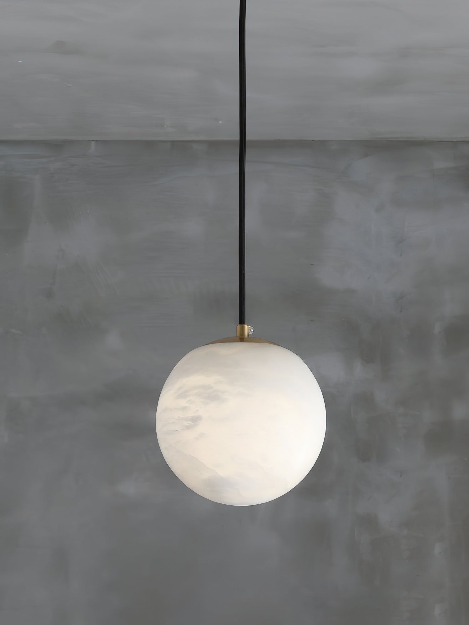 Uphaara Alabaster Pendant Light