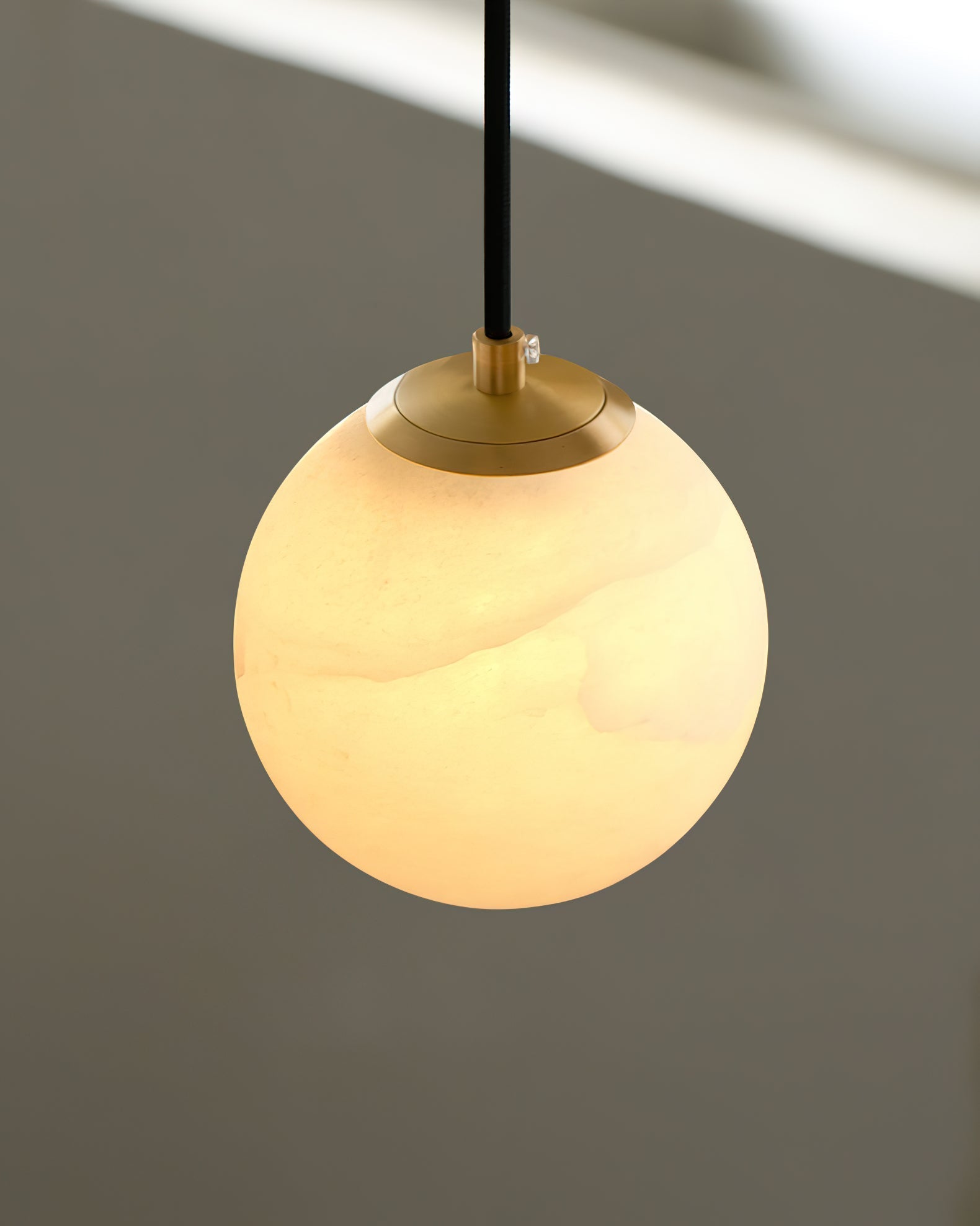 Uphaara Alabaster Pendant Light
