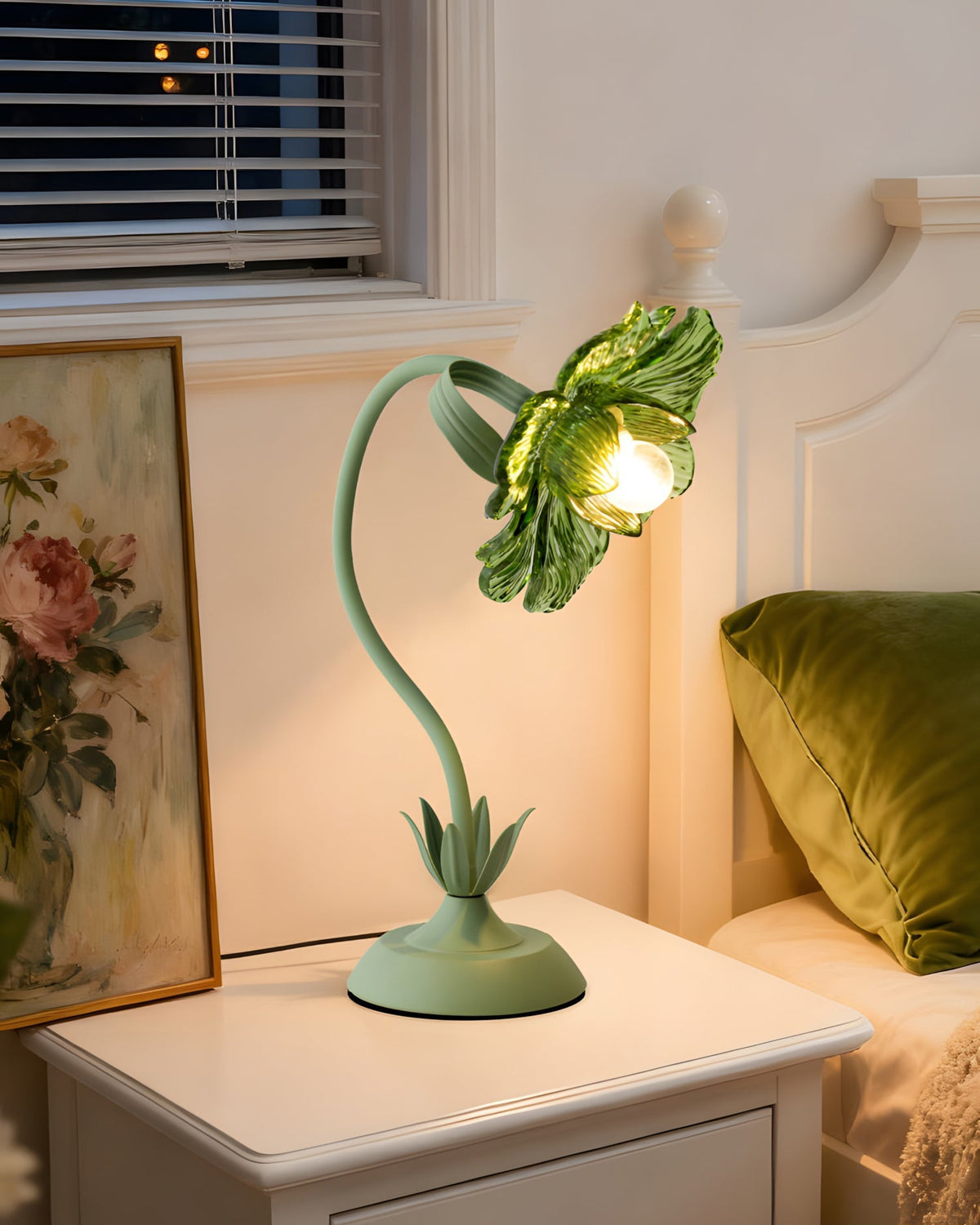 Velinella Table Lamp