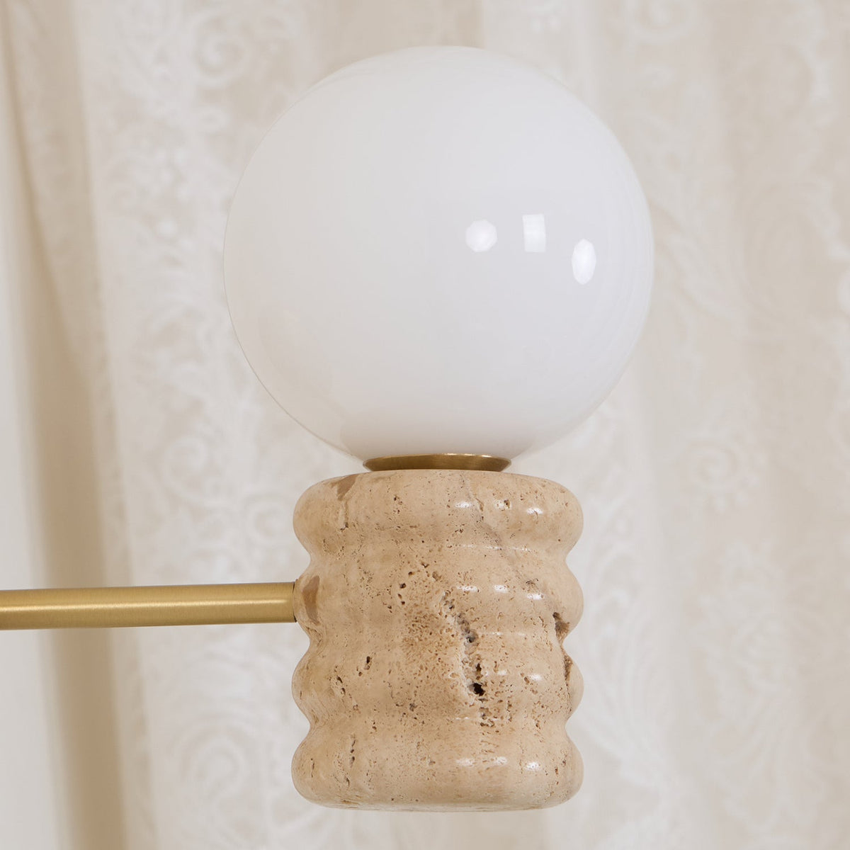 Elaenaine Wall Lamp