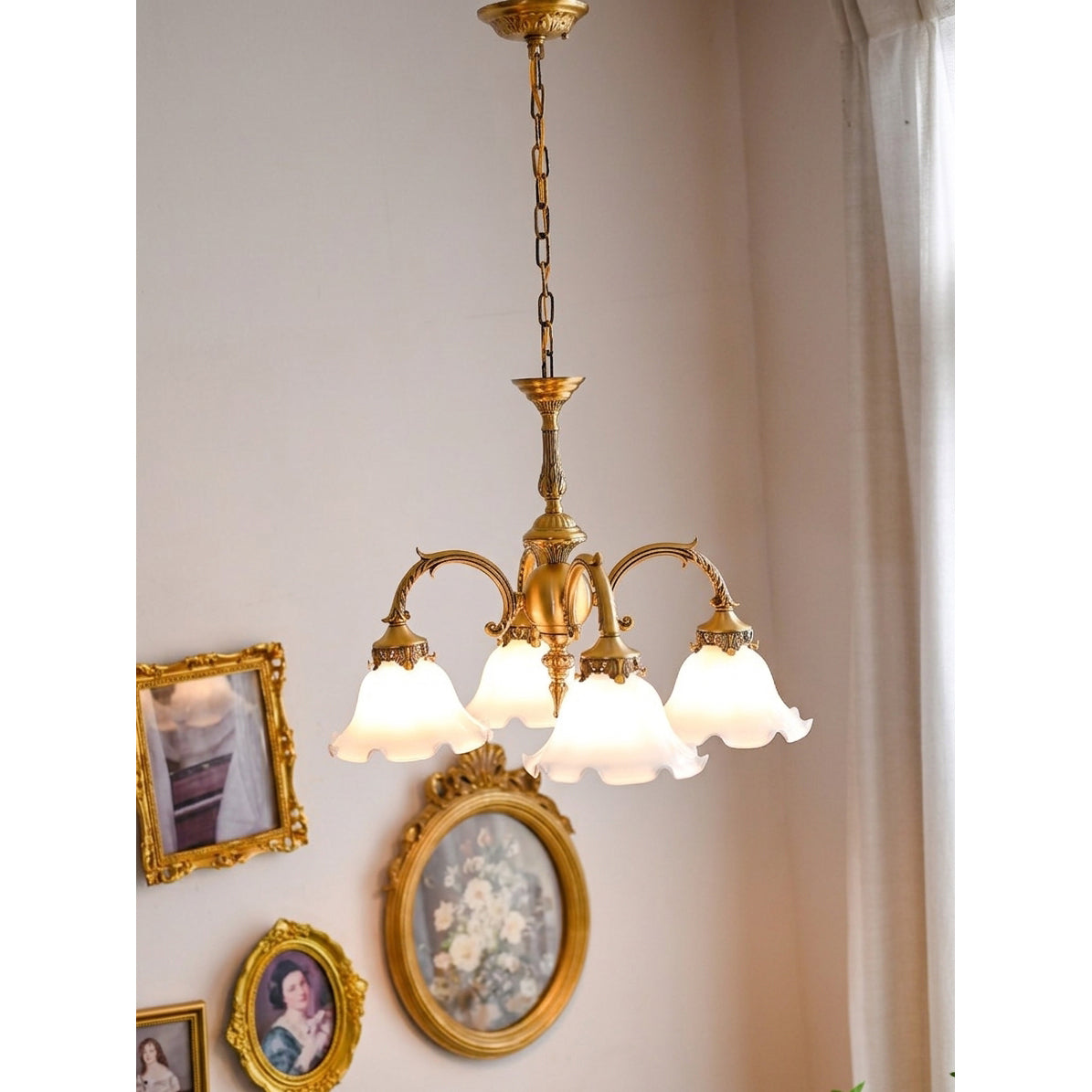 Ciranora Chandelier