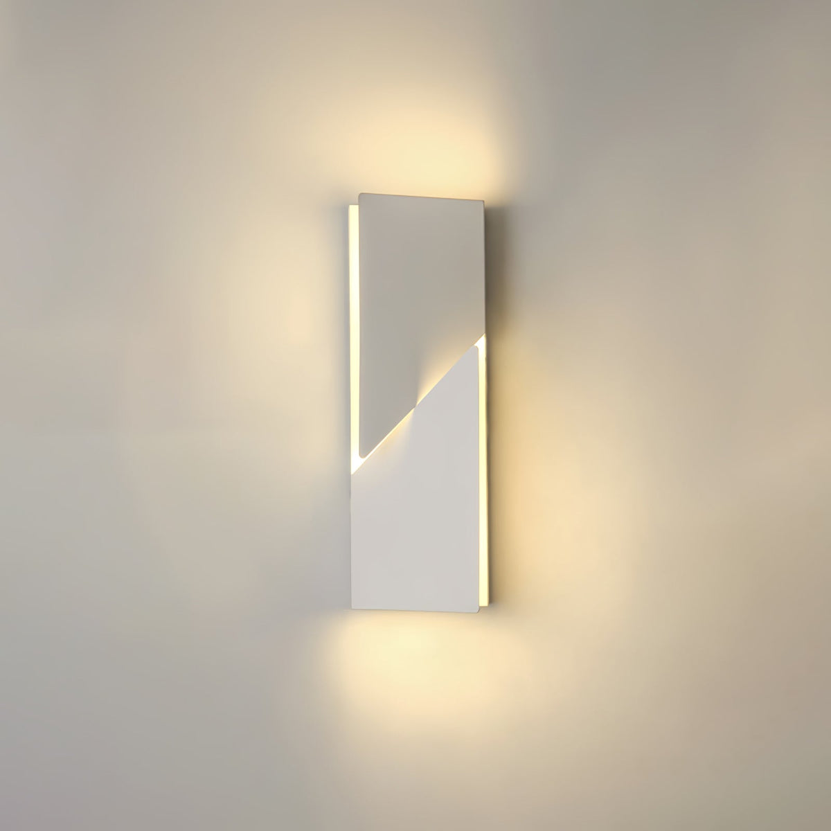 Deloza Shadows Rechargeable Grand Sconce Wall lamp