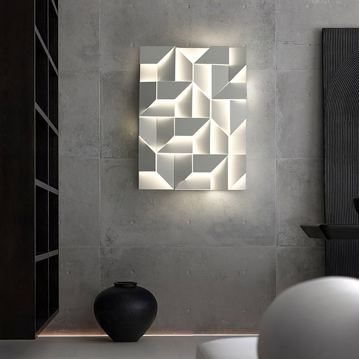 Wynor Shadows Grand Sconce Wall Lamp