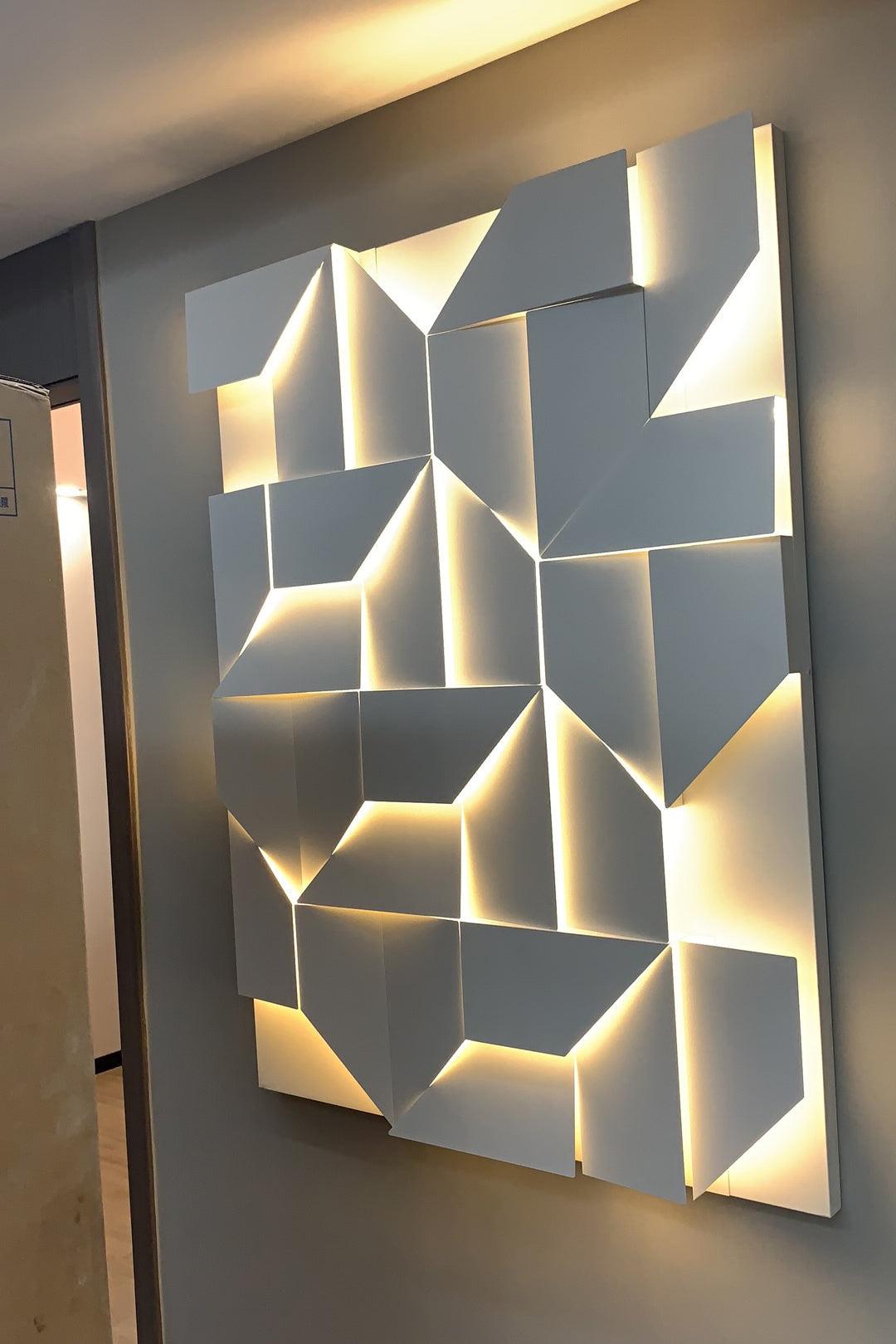 Wynor Shadows Grand Sconce Wall Lamp