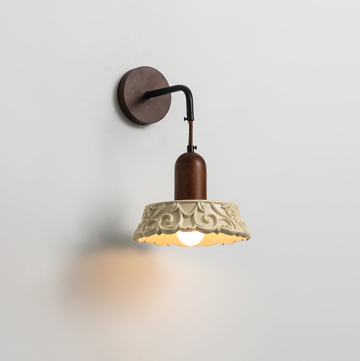 Ennia Wall Lamp