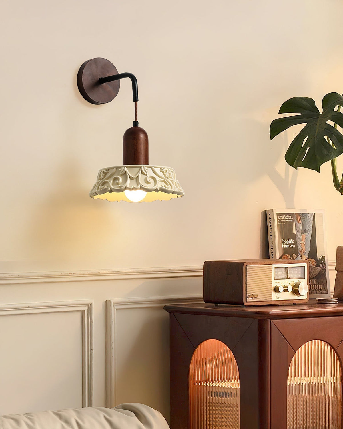 Ennia Wall Lamp