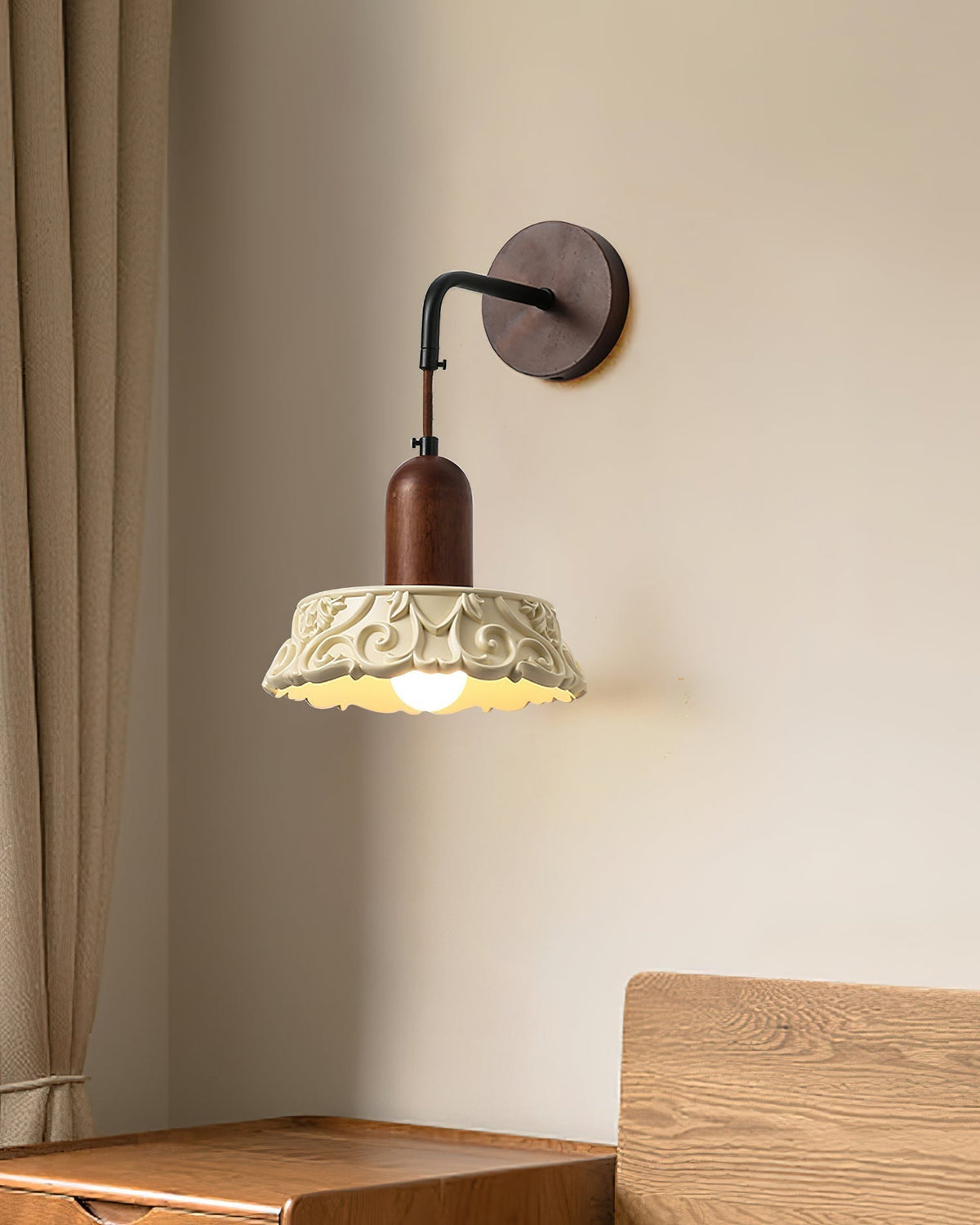Ennia Wall Lamp