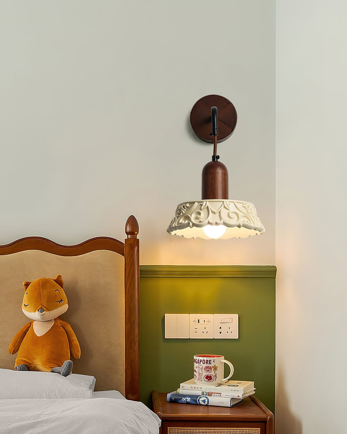 Ennia Wall Lamp