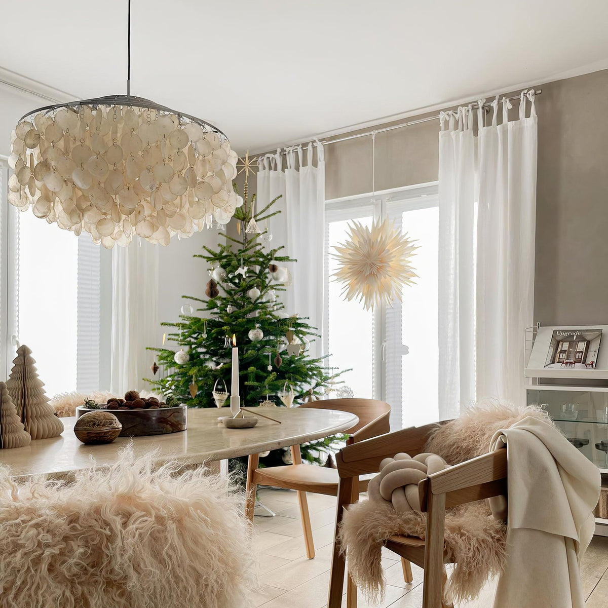 Avenenian Chandelier