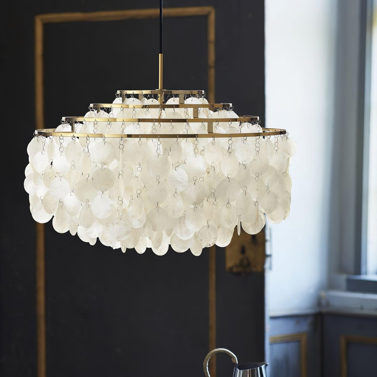 Avenenian Chandelier