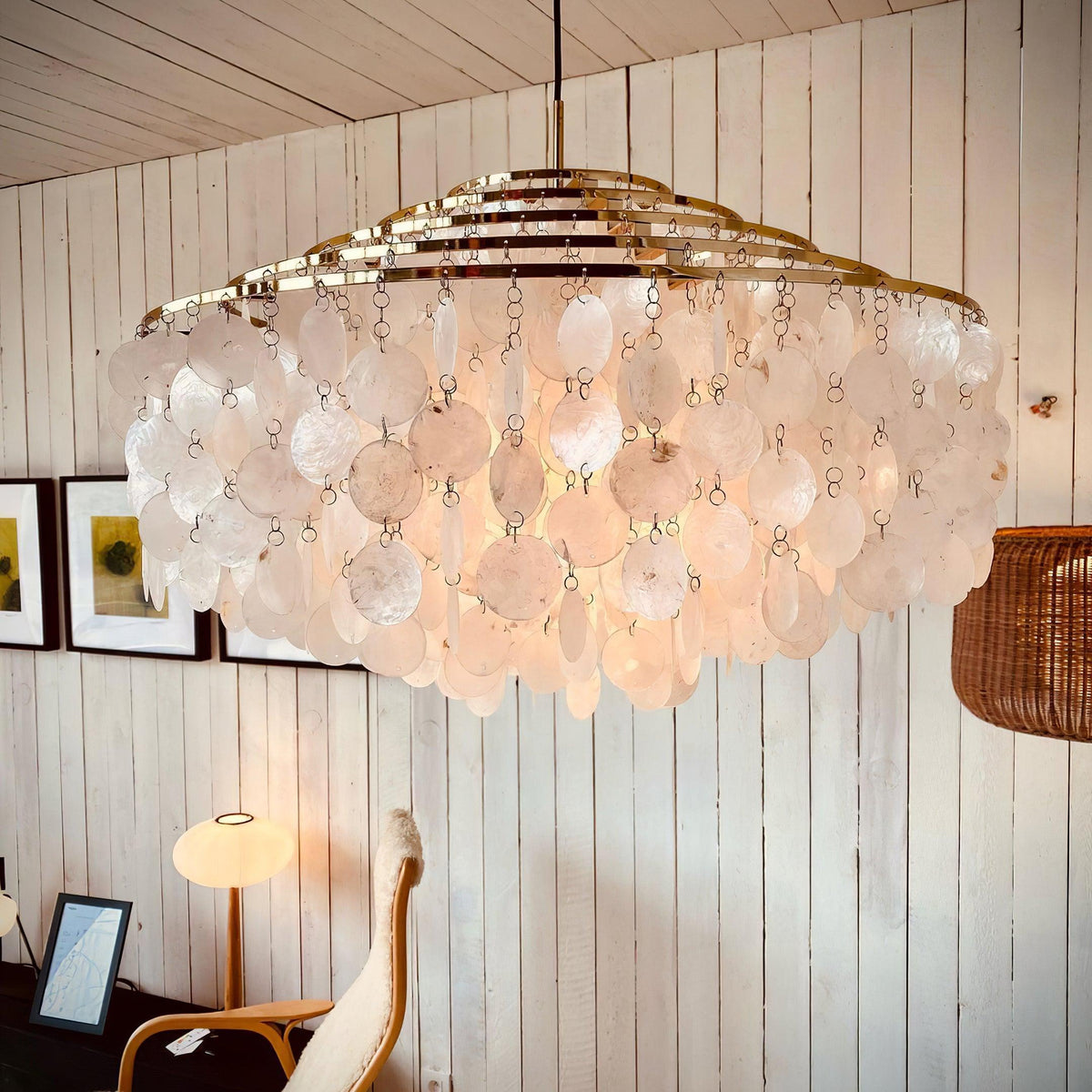 Avenenian Chandelier