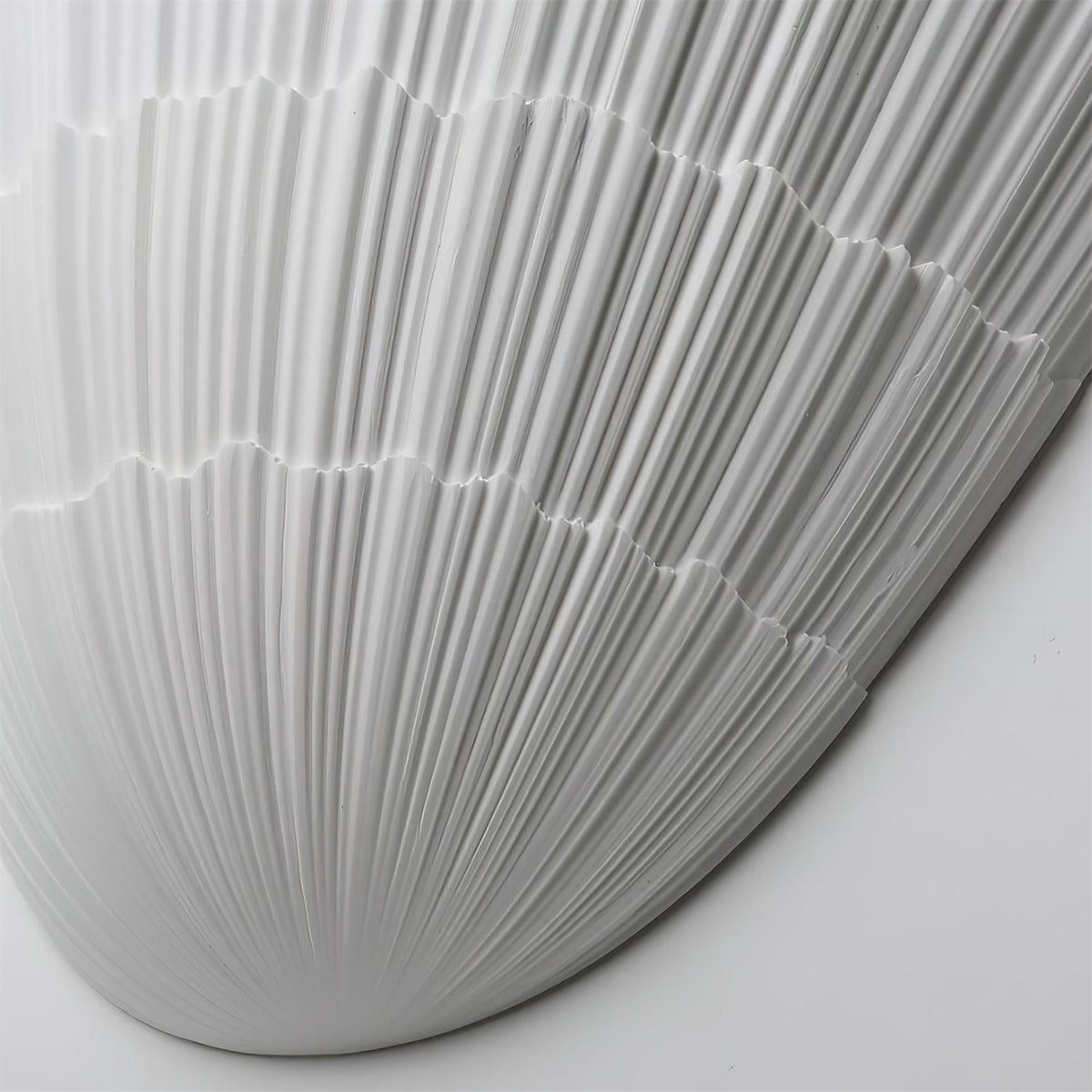 Veloraine Wall Lamp