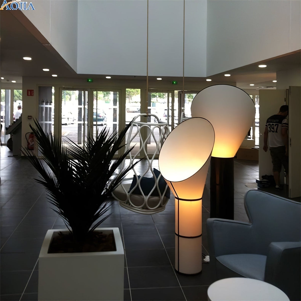 Thornevale Sketch Line Floor Lamp