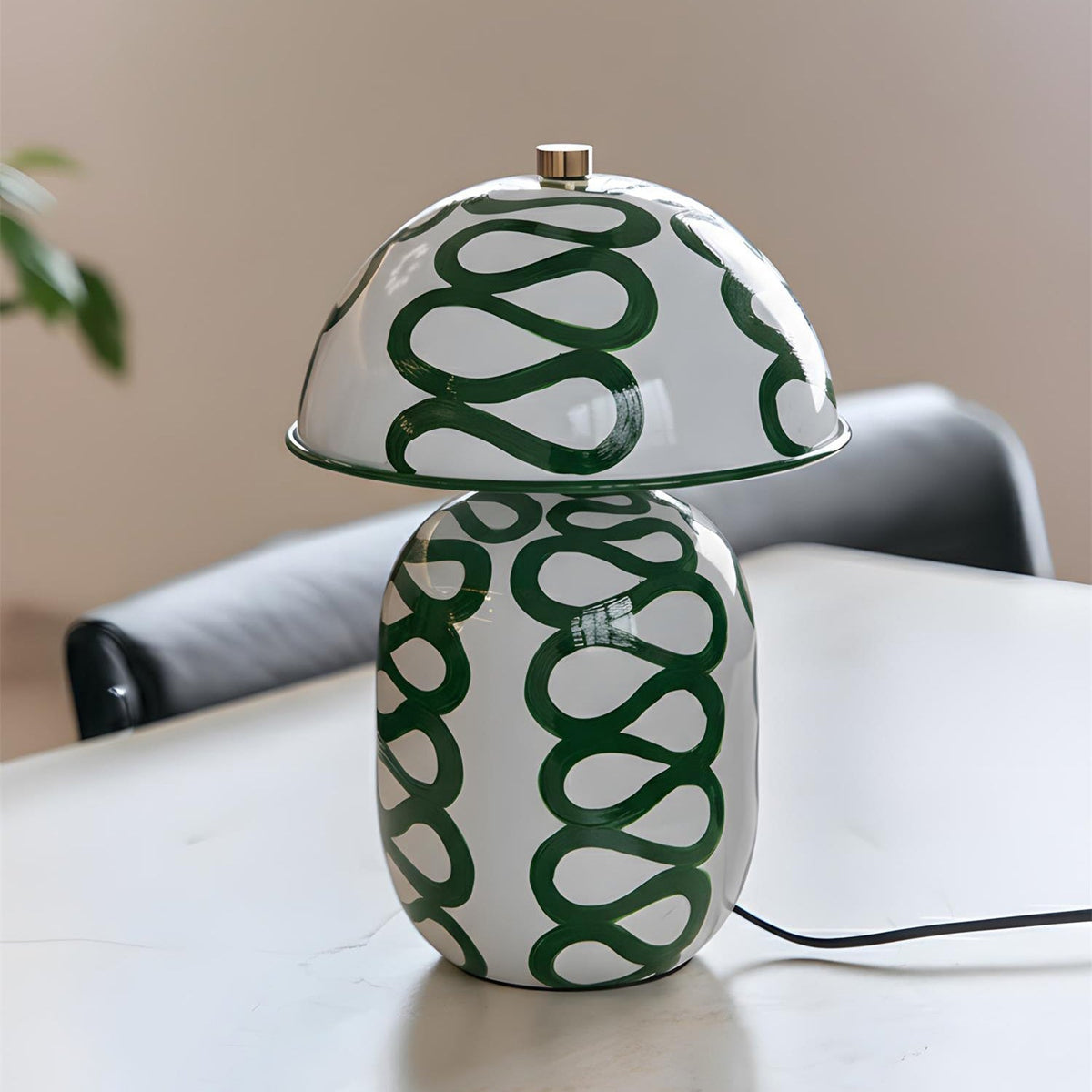 Elaivelia Table Lamp
