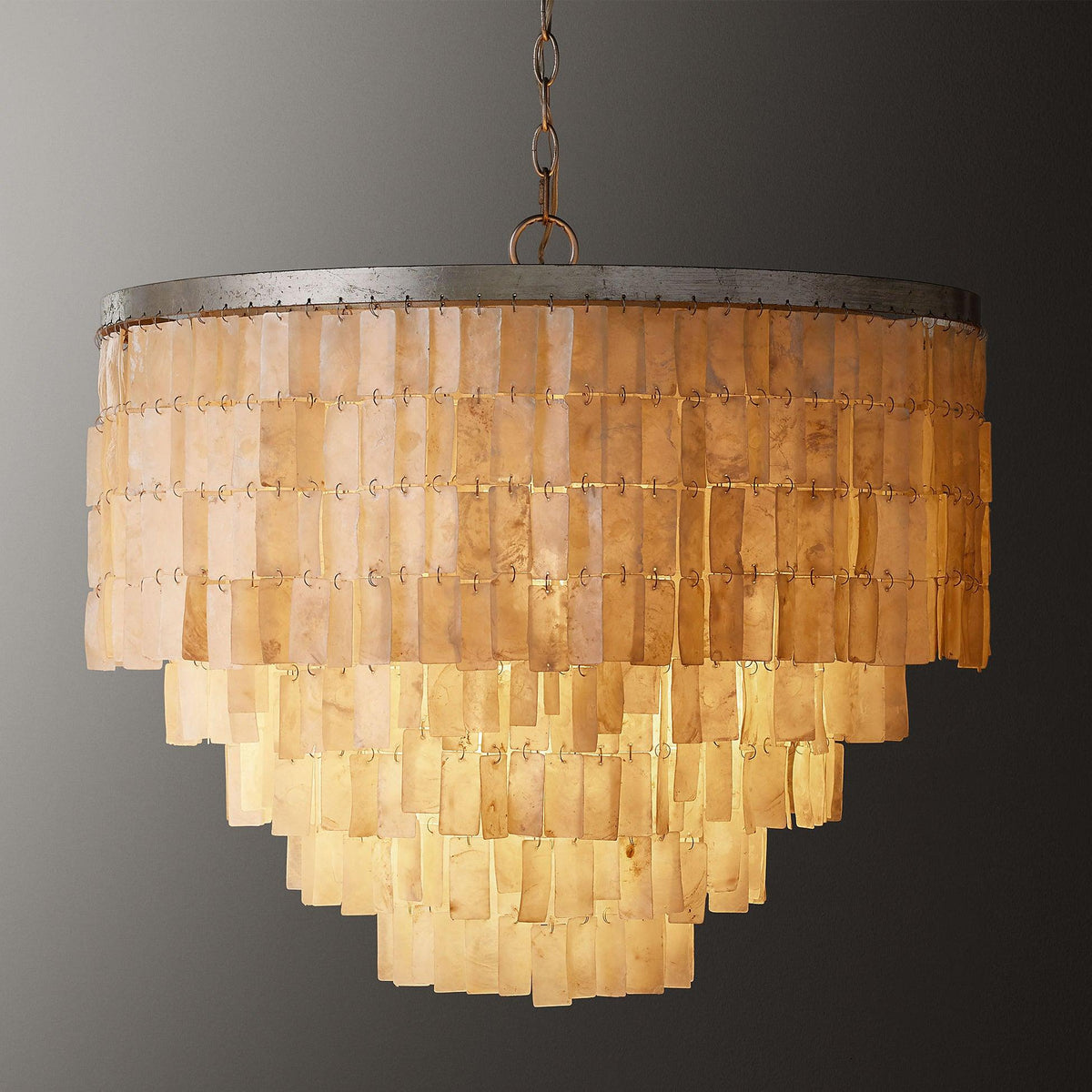 Coraise Luxury Shell Pendant Light