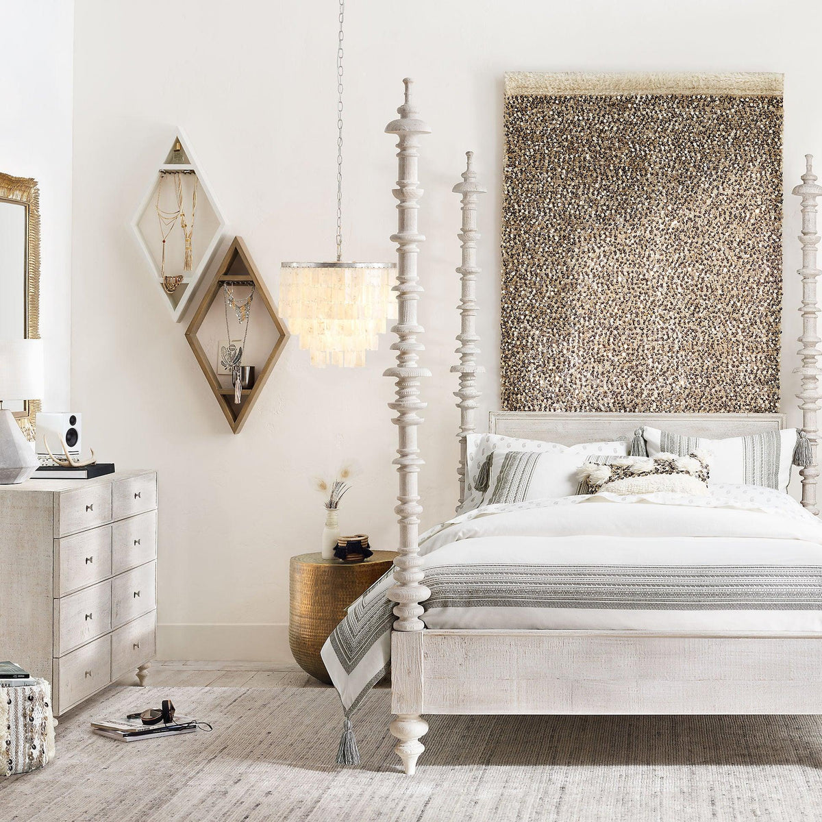 Coraise Luxury Shell Pendant Light