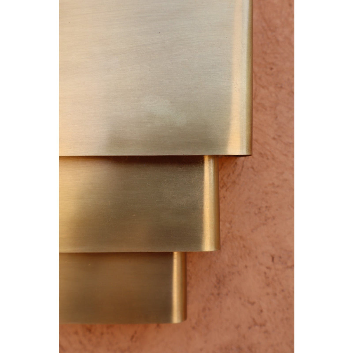 Casaella Brass Wall Lamp