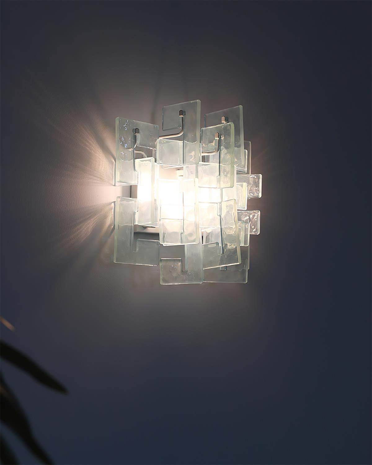 Elaaelia Wall Lamp
