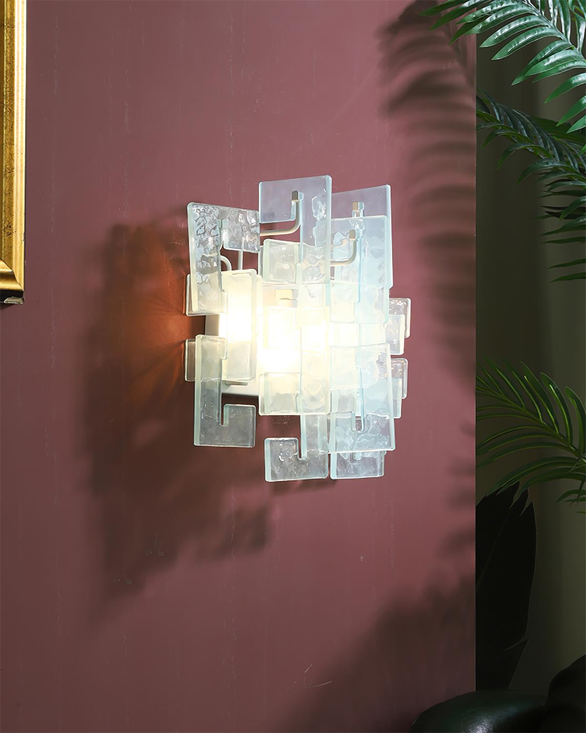 Elaaelia Wall Lamp