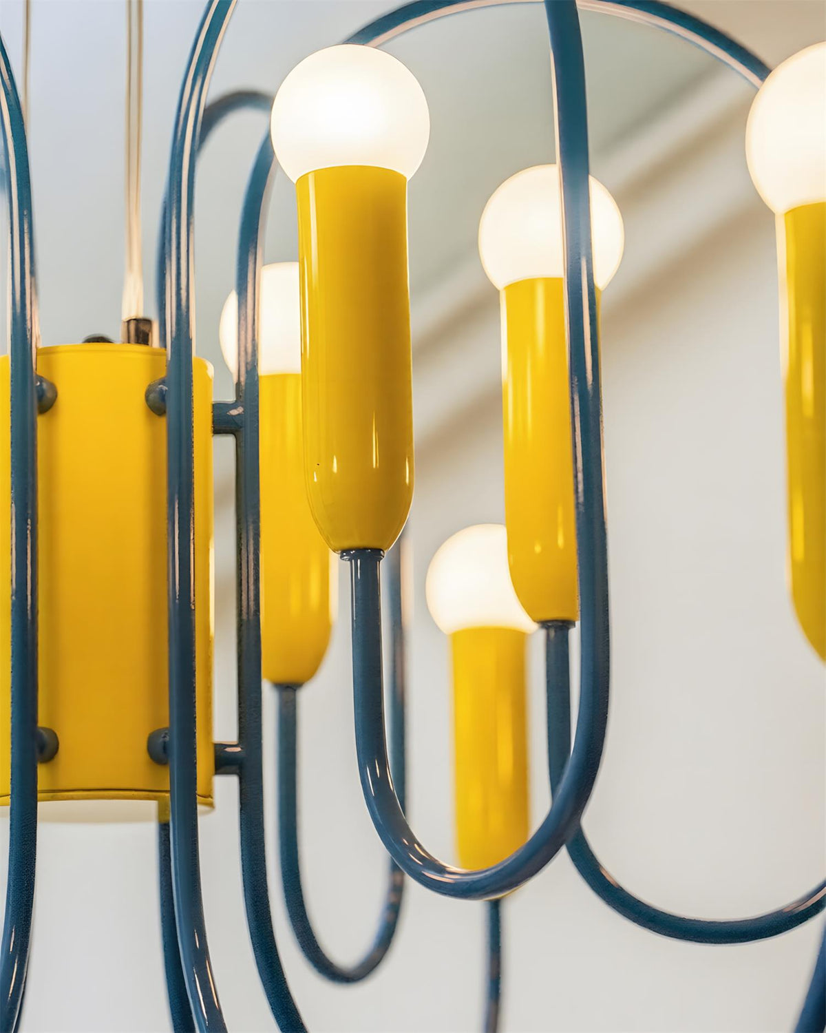 Avenarissa Chandelier