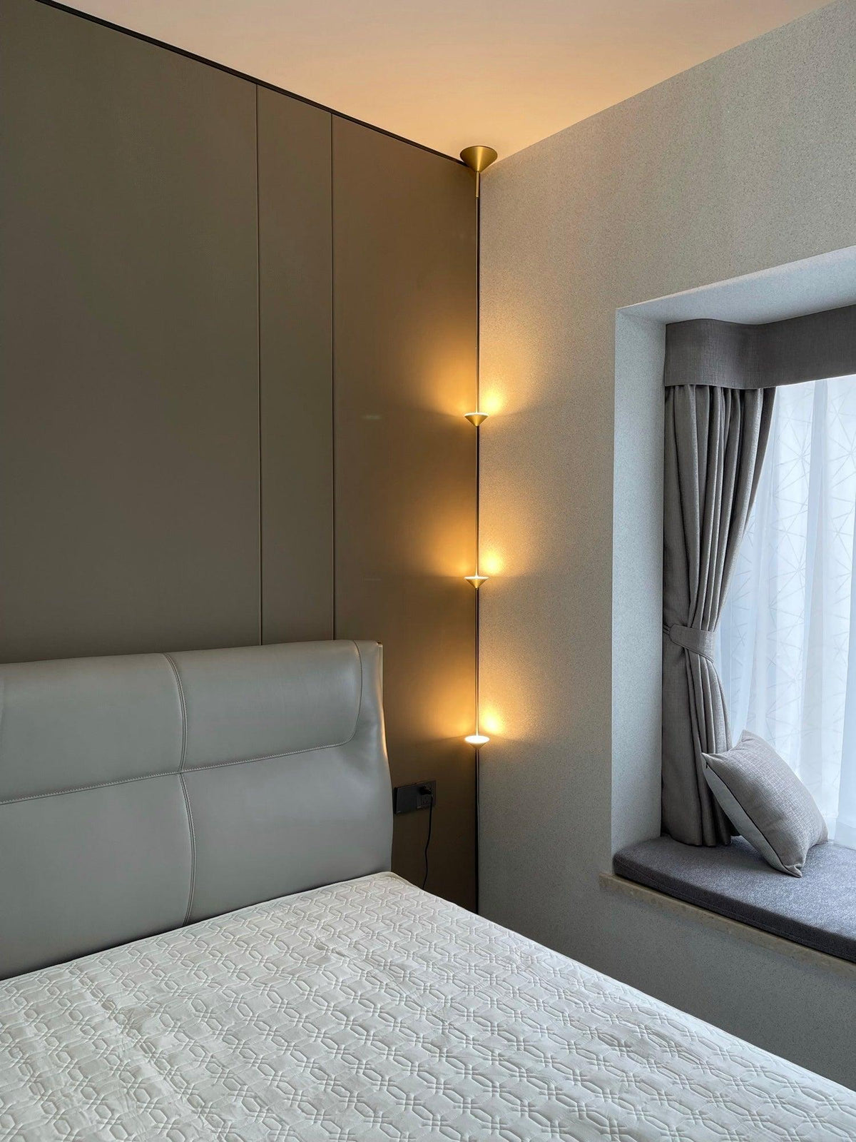 Natasha Minimalist Floor Lamp