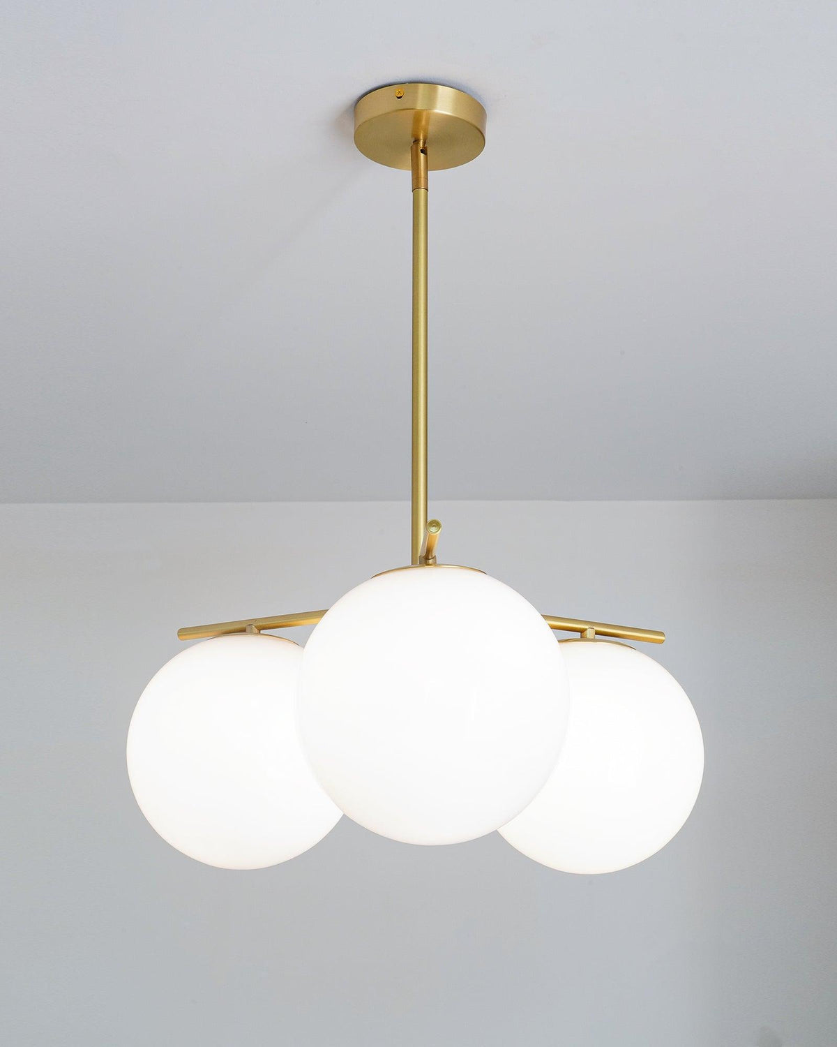 Casoella Chandelier Sphere & Stem Modern Gold LED