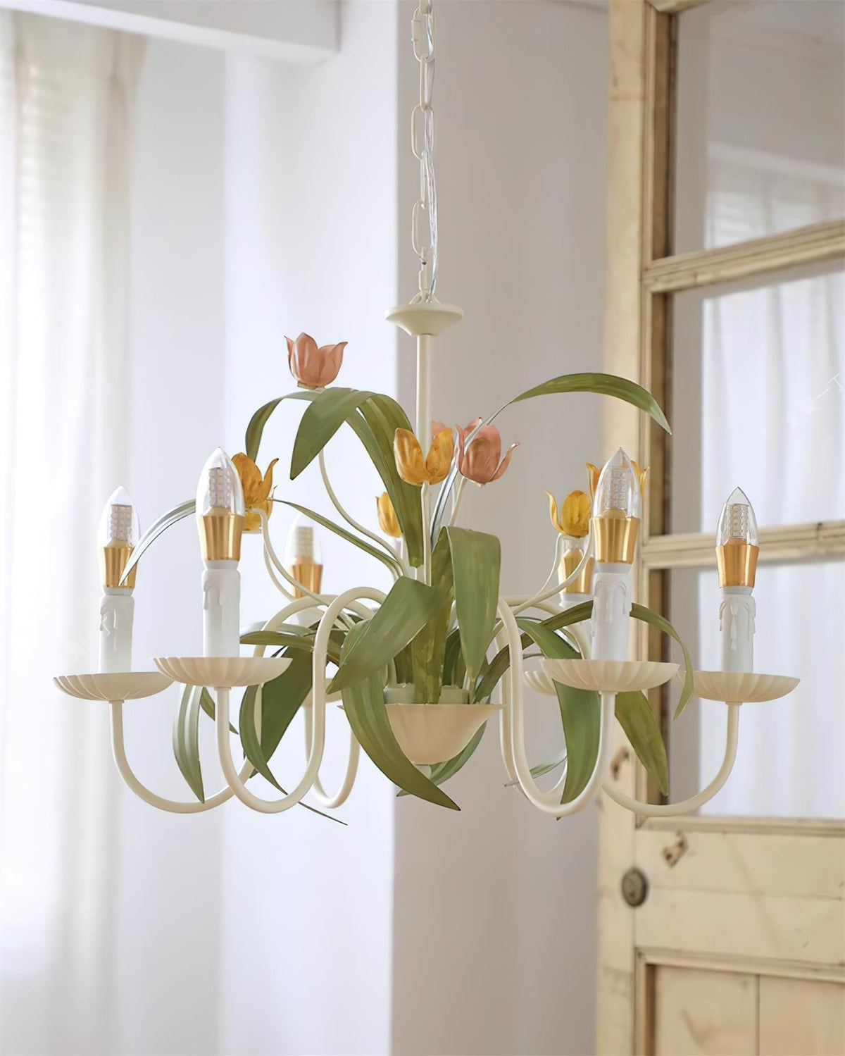Aveniena Chandelier