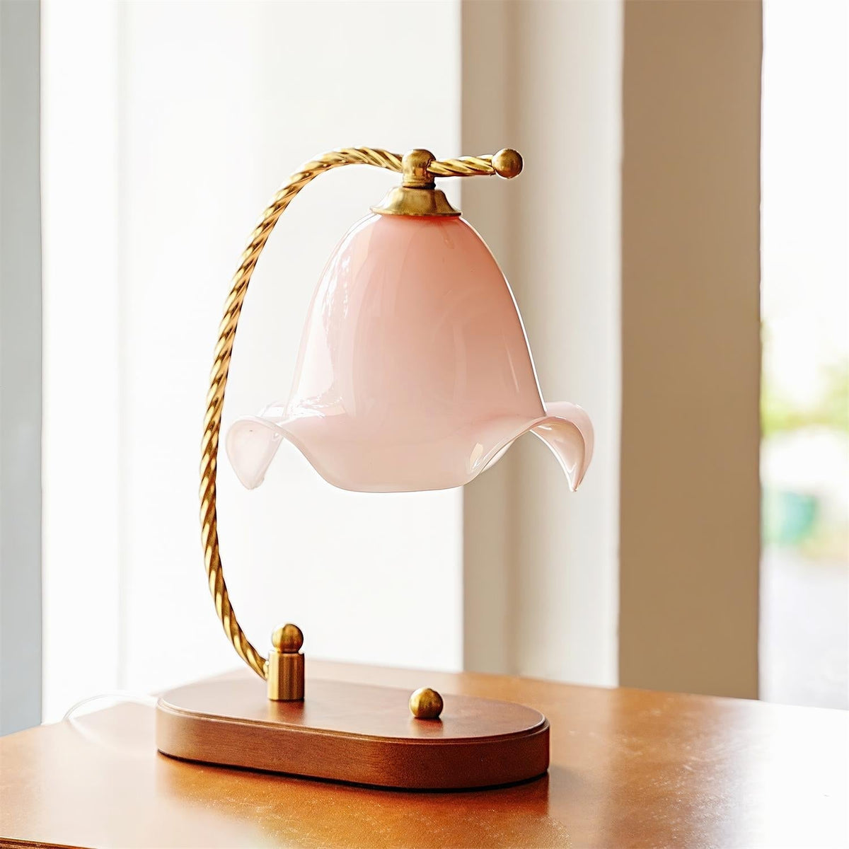 Rivinella Table Lamp