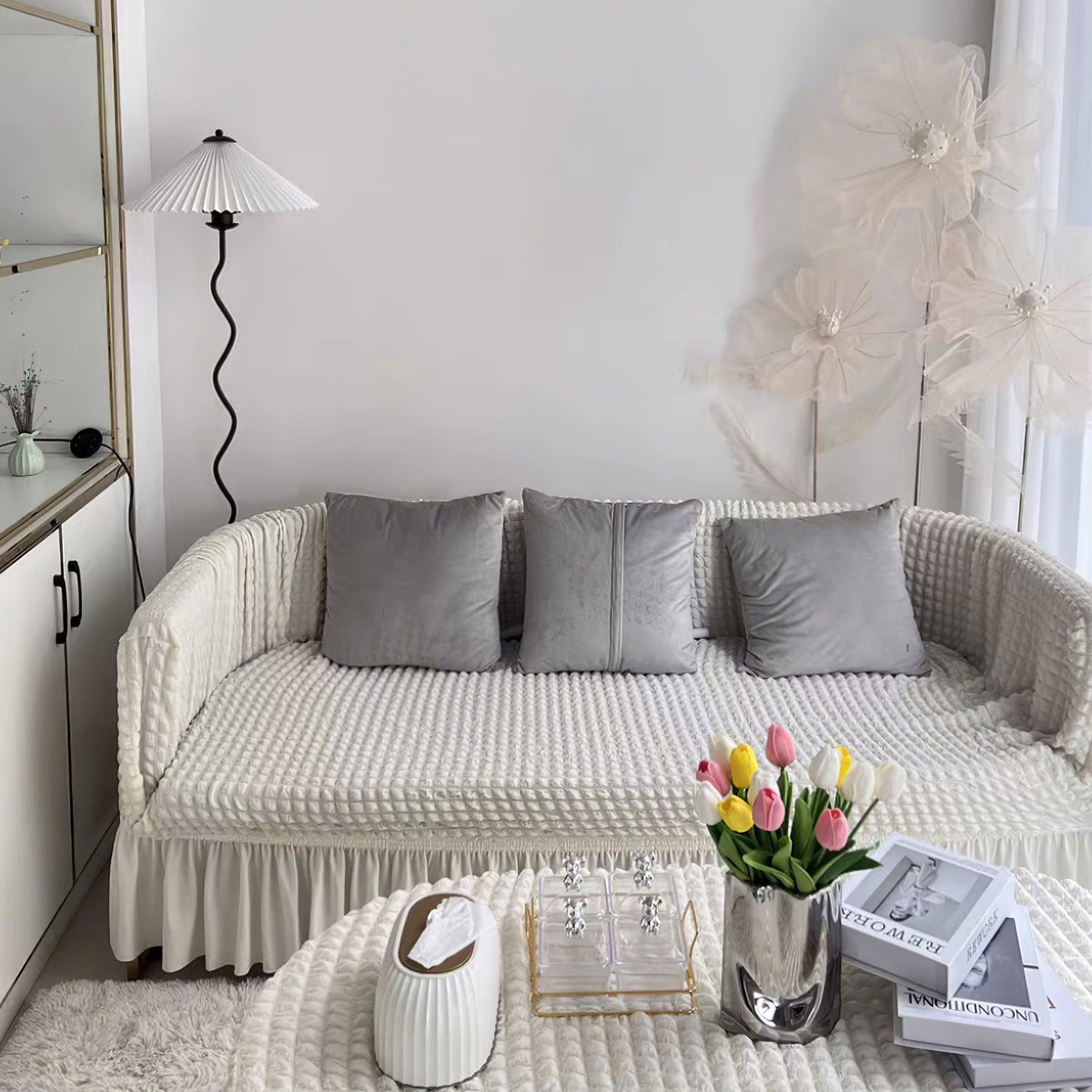 Avenaelia Floor Lamp