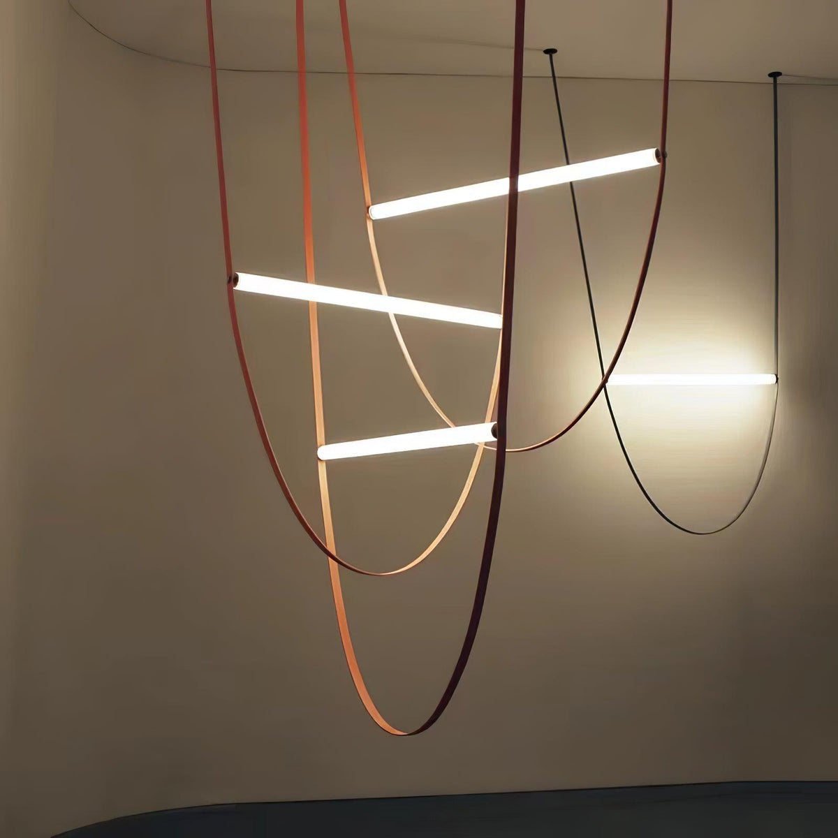 Talinor Pendant Lamp Tracer Belt