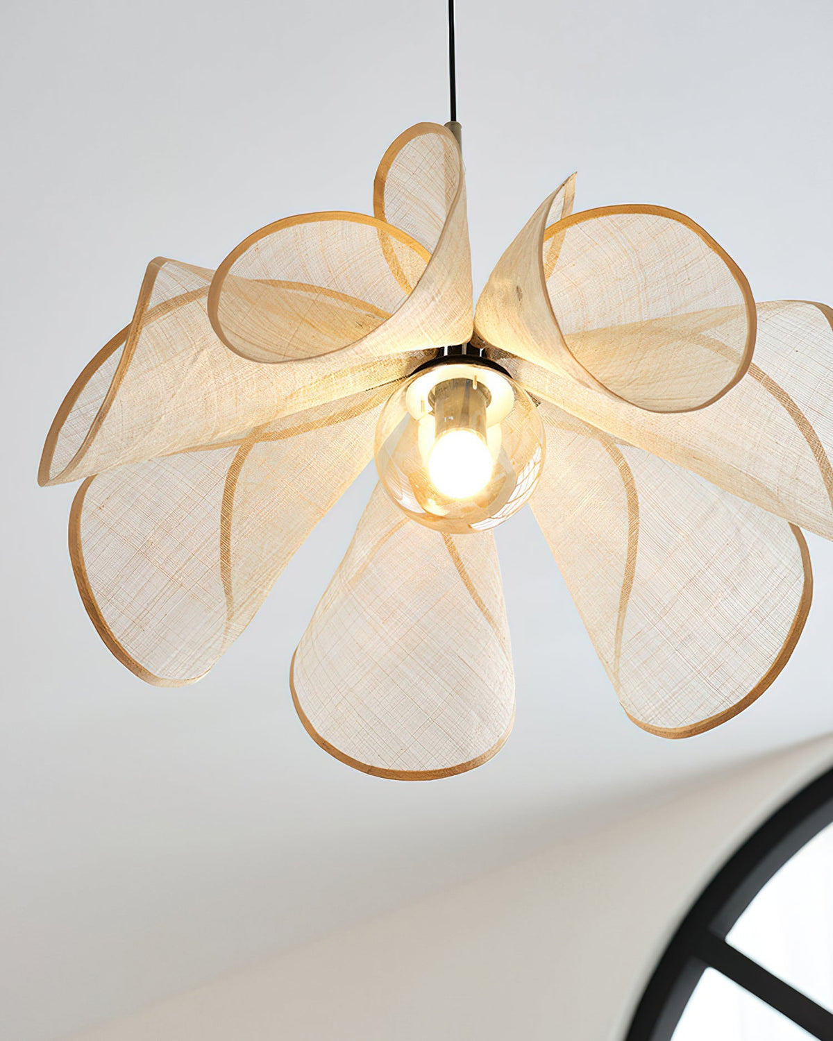 Evelora Pendant Light