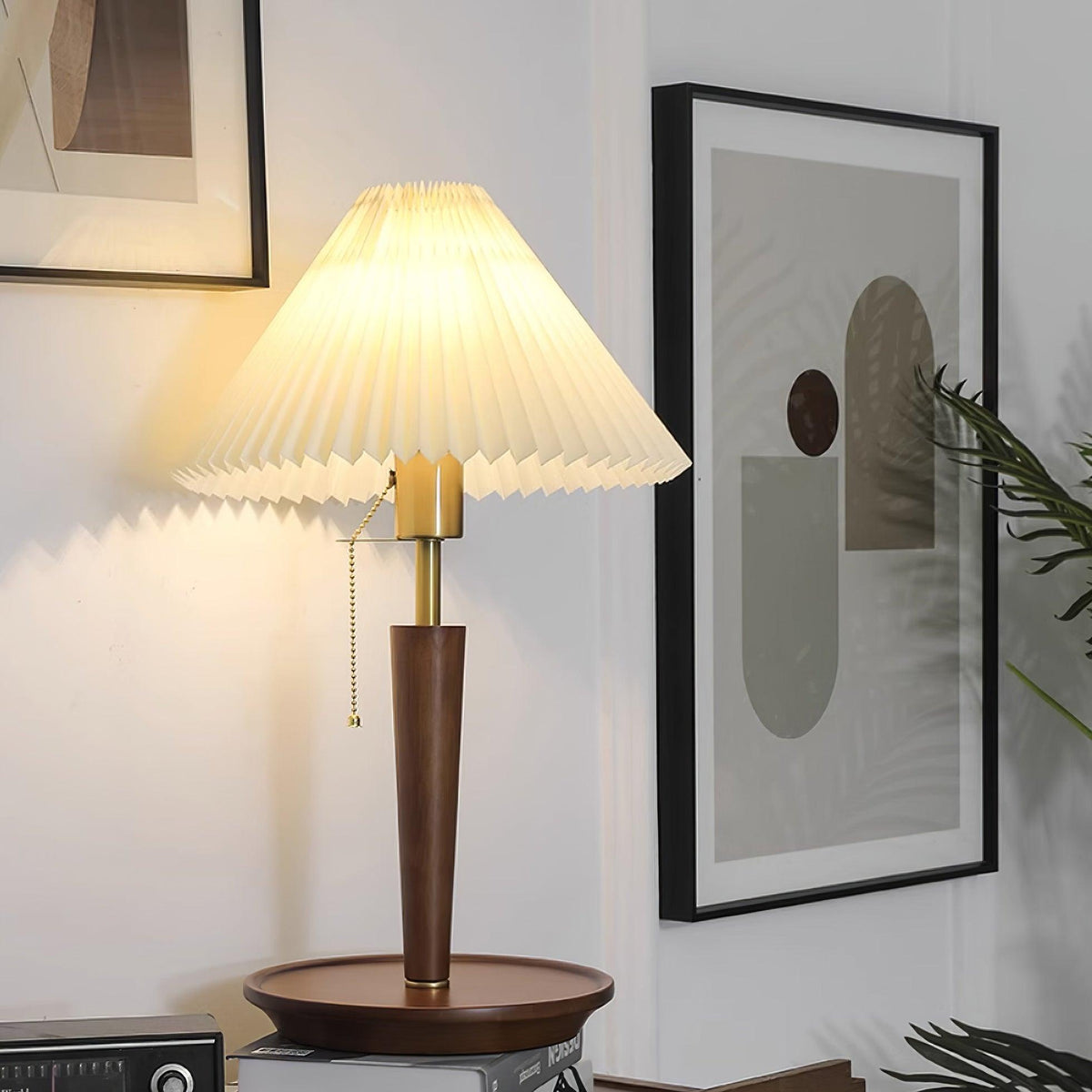 Seliriella Table Lamp
